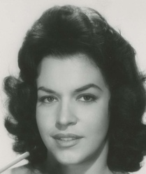 Carmen Alvarez