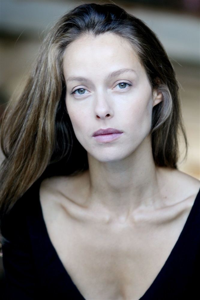Estelle Skornik
