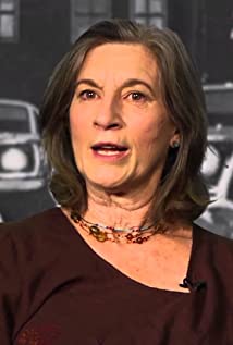 Nancy Loomis