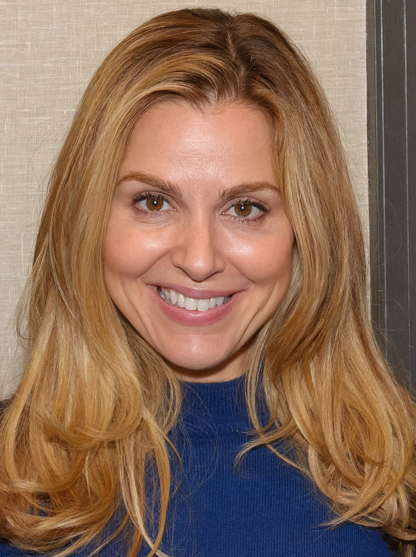 Cara Buono