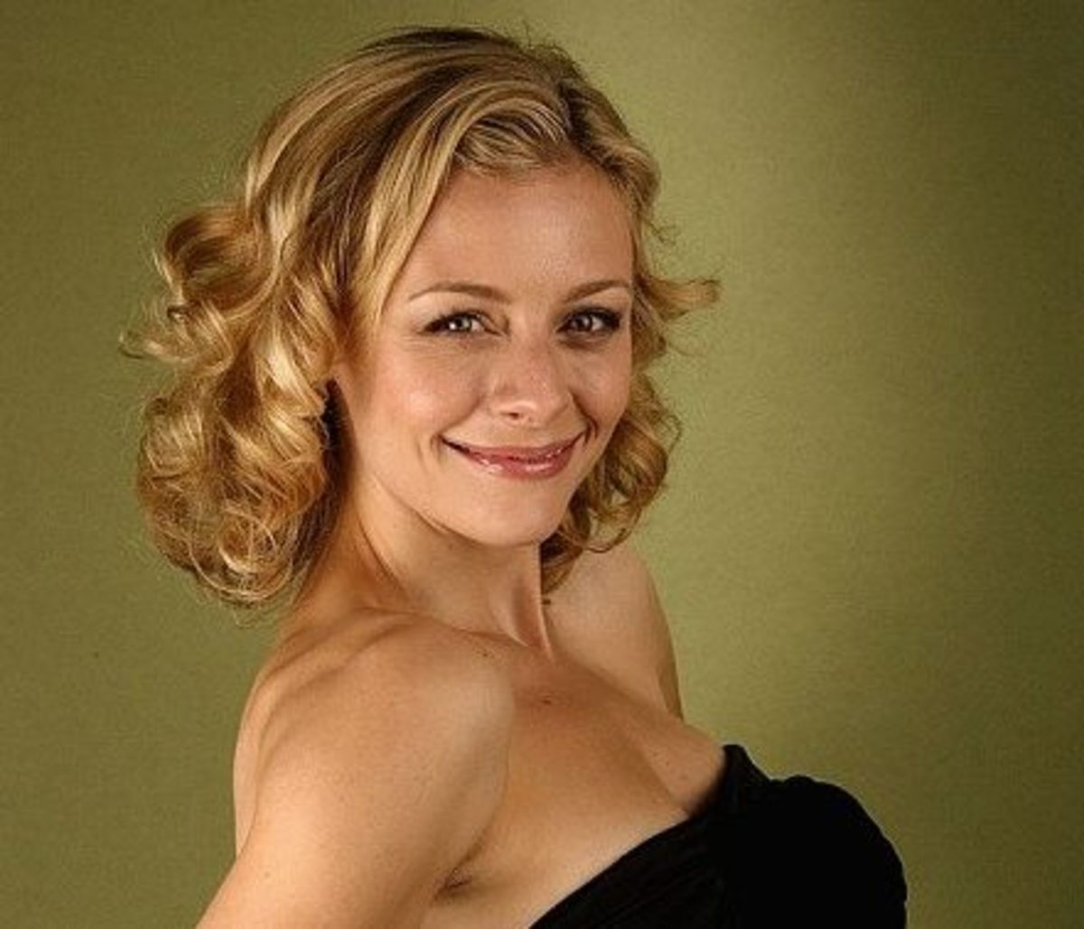 Jessica Cauffiel