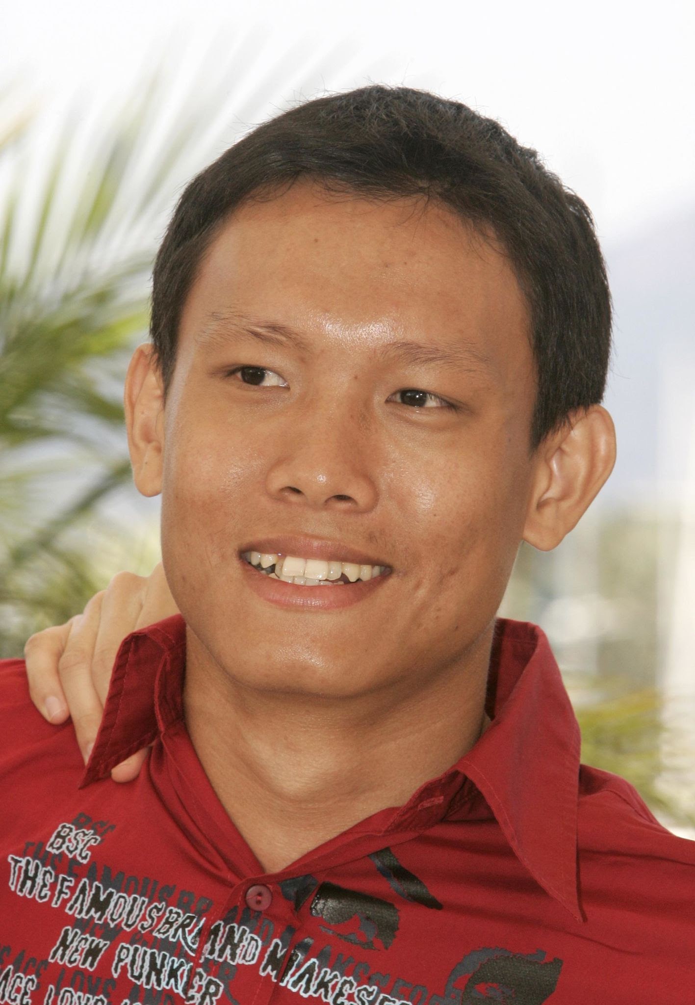 Sakda Kaewbuadee