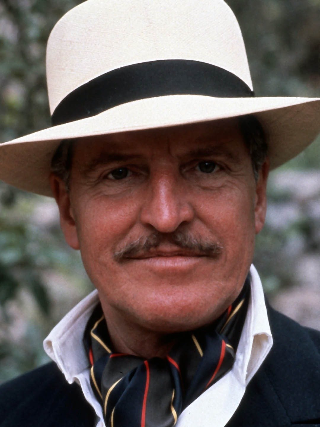 Dennis Quilley