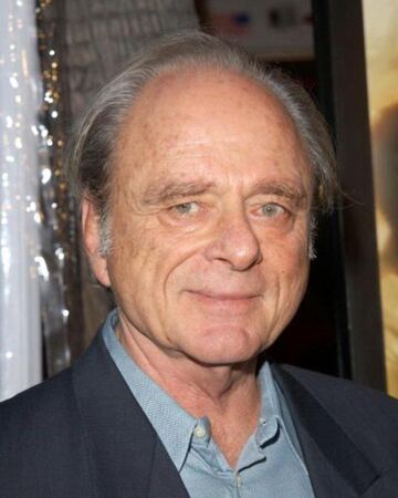 Harris Yulin