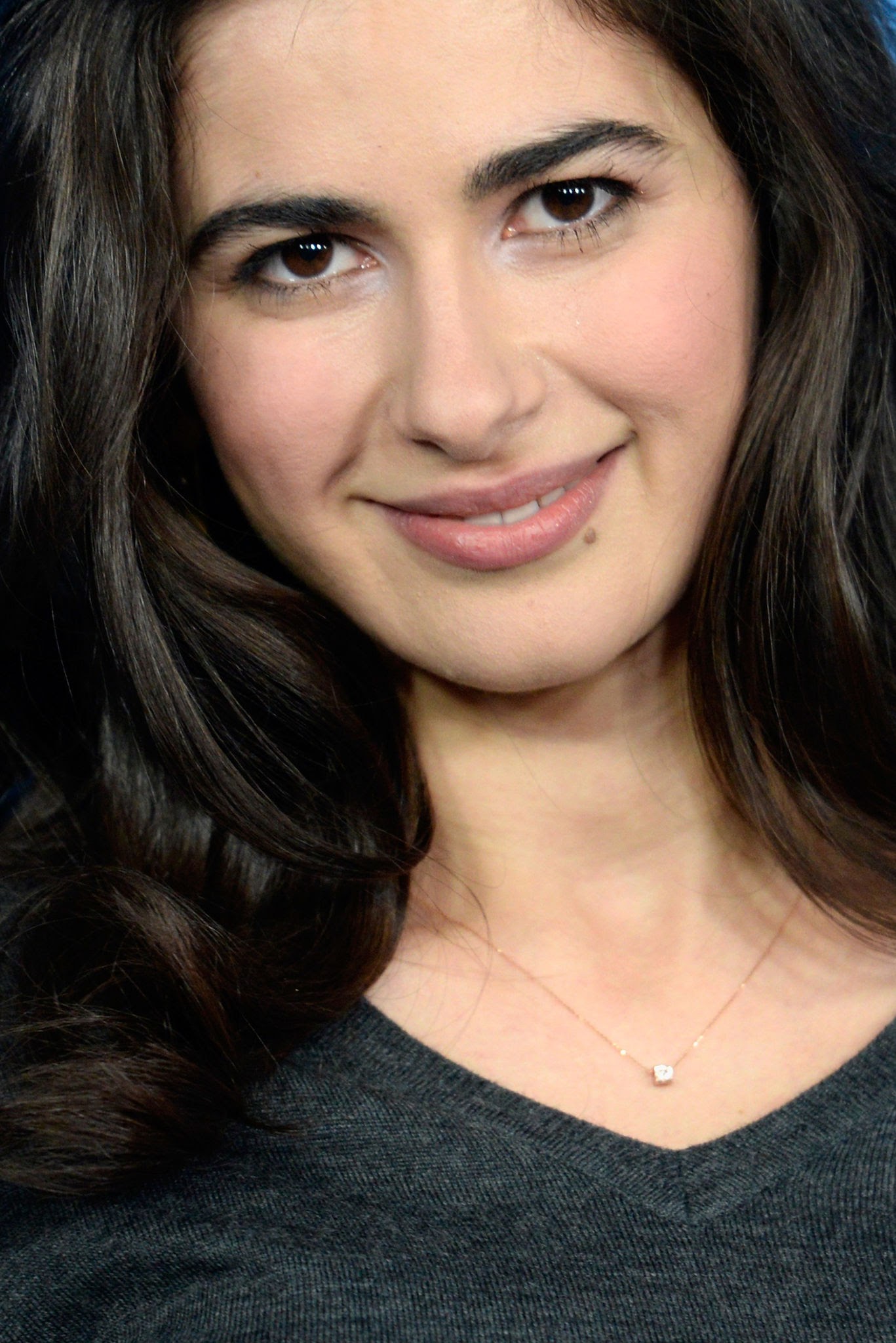 Nesrin Cavadzade