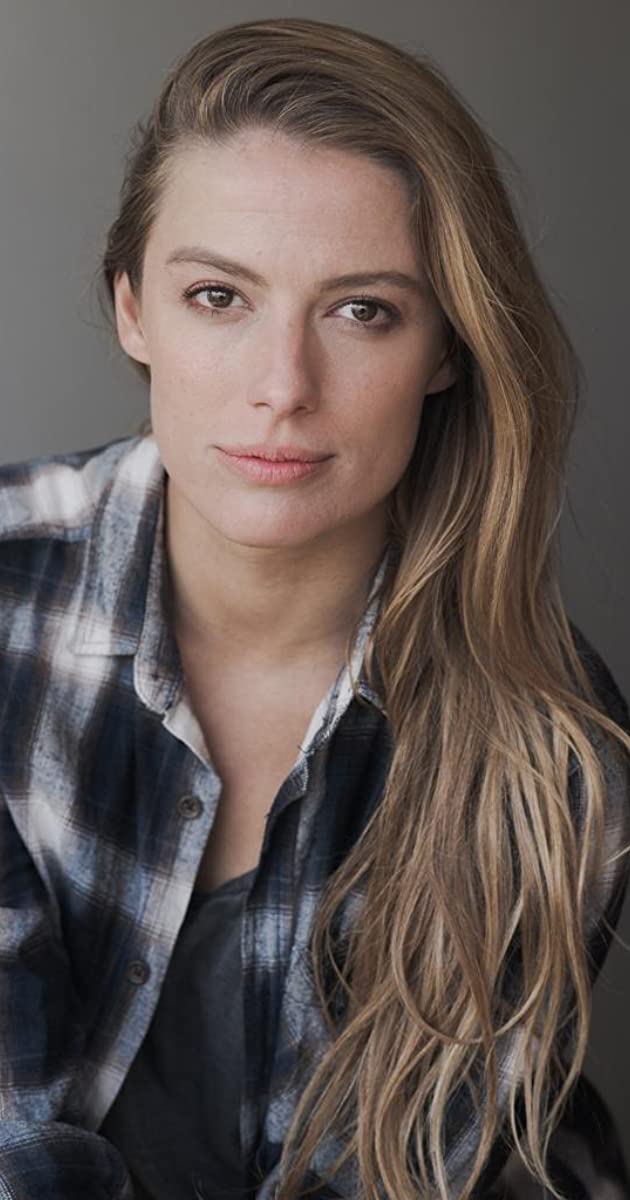 Jenna Saras