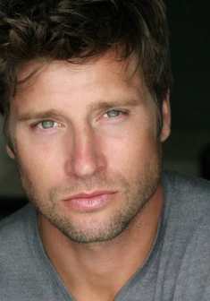 Damon Runyan