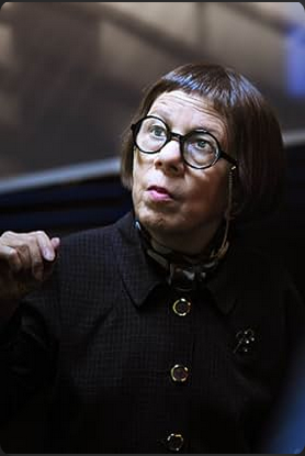 Linda Hunt