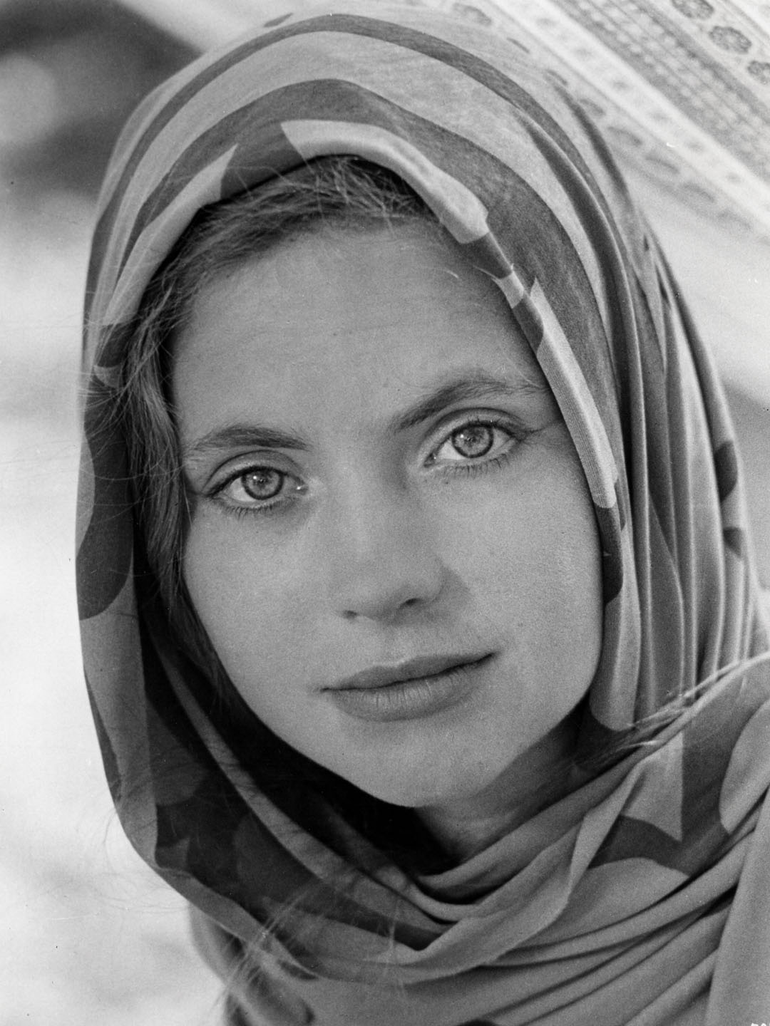 Judi Bowker