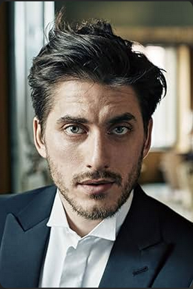 Luca Marinelli