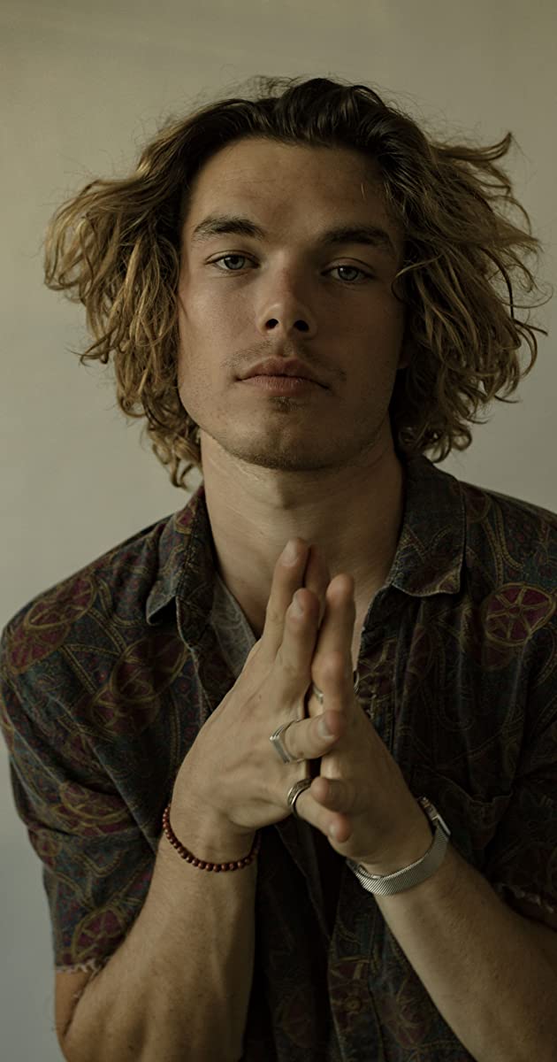 Sam Corlett